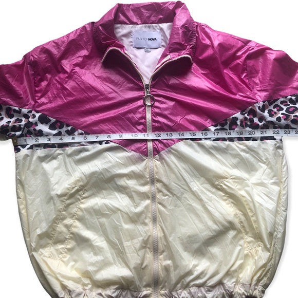 FASHION NOVA | PINK & CREAM ANIMAL PRINT WIND BREAKER JACKET - Picture 7 of 16